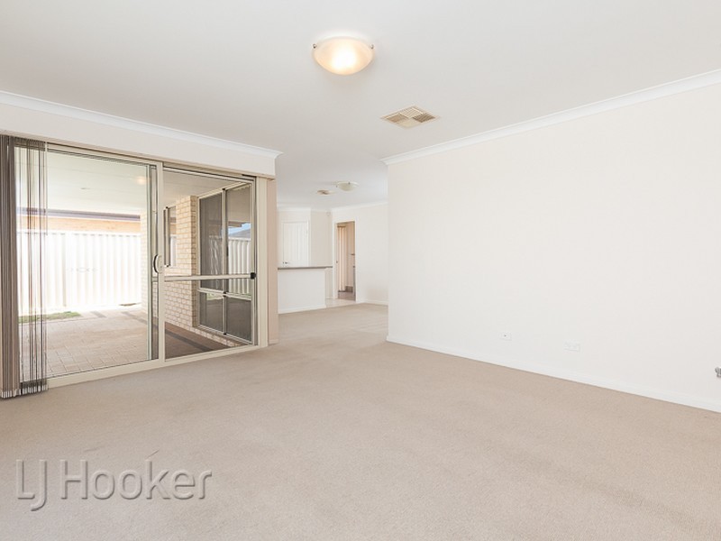 68 Mandalay Bend, Secret Harbour WA 6173