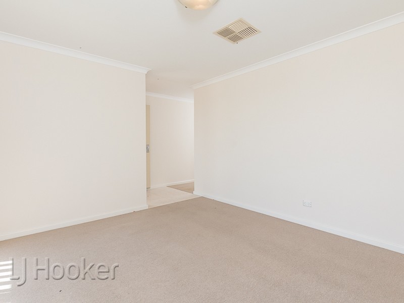 68 Mandalay Bend, Secret Harbour WA 6173