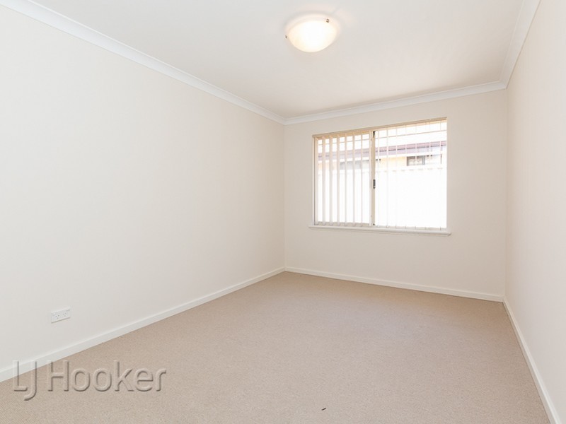 68 Mandalay Bend, Secret Harbour WA 6173