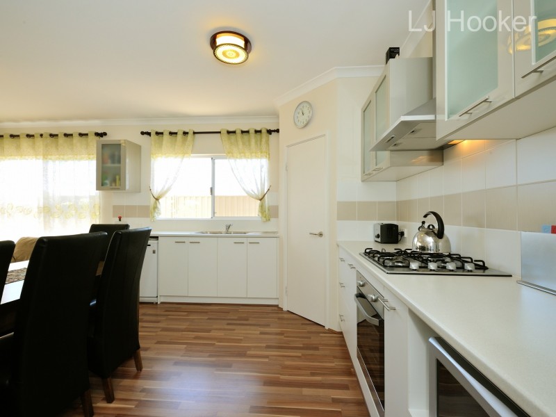 17 Jutland Avenue, Baldivis WA 6171