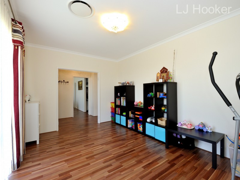 17 Jutland Avenue, Baldivis WA 6171