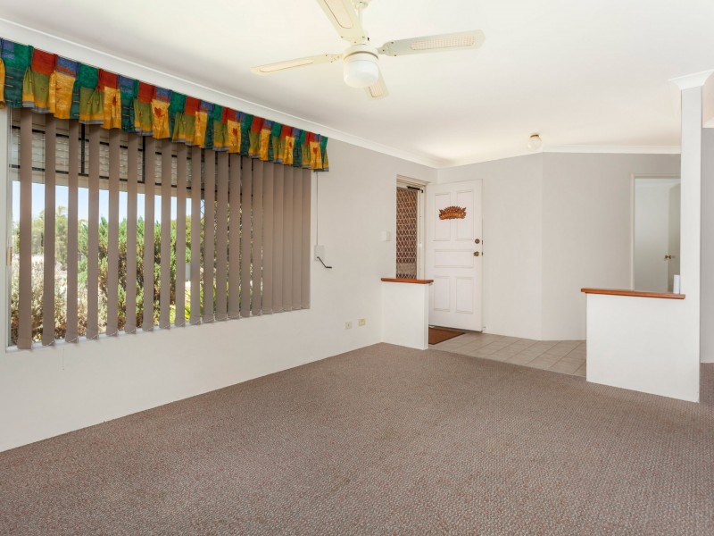 5 Nightingale Way, Warnbro WA 6169