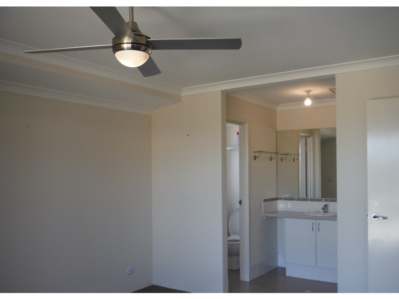 6 Tenterden Way, Baldivis WA 6171