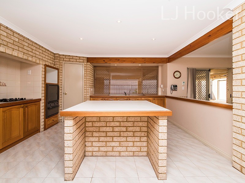 18 Schooner Place, Waikiki WA 6169