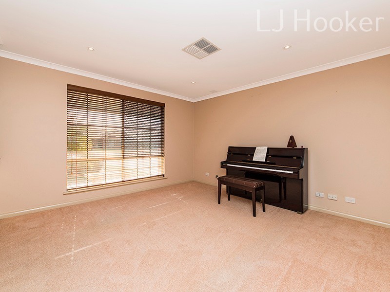 18 Schooner Place, Waikiki WA 6169