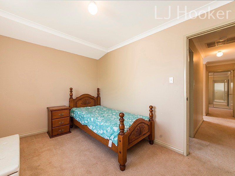 18 Schooner Place, Waikiki WA 6169