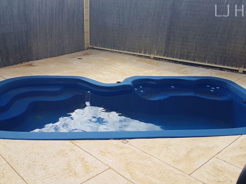 6 Frenchmans Crescent, Secret Harbour WA 6173