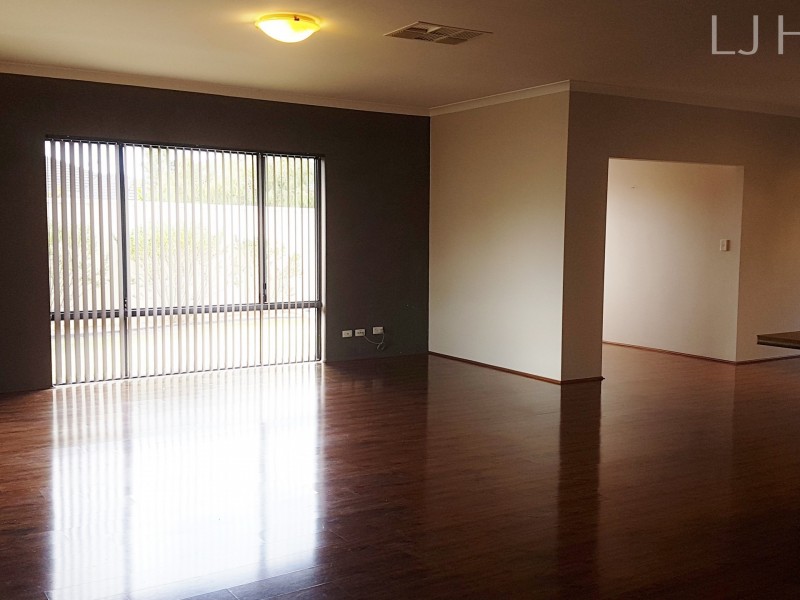 6 Frenchmans Crescent, Secret Harbour WA 6173