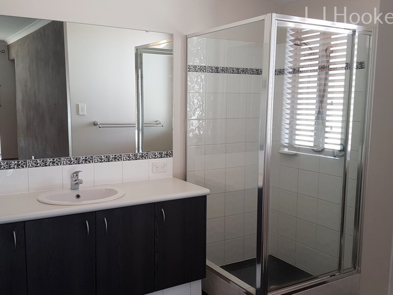 6 Frenchmans Crescent, Secret Harbour WA 6173