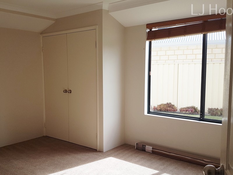 6 Frenchmans Crescent, Secret Harbour WA 6173