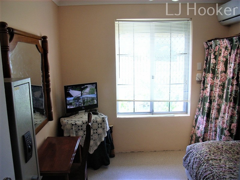 2 Genie Court, Cooloongup WA 6168