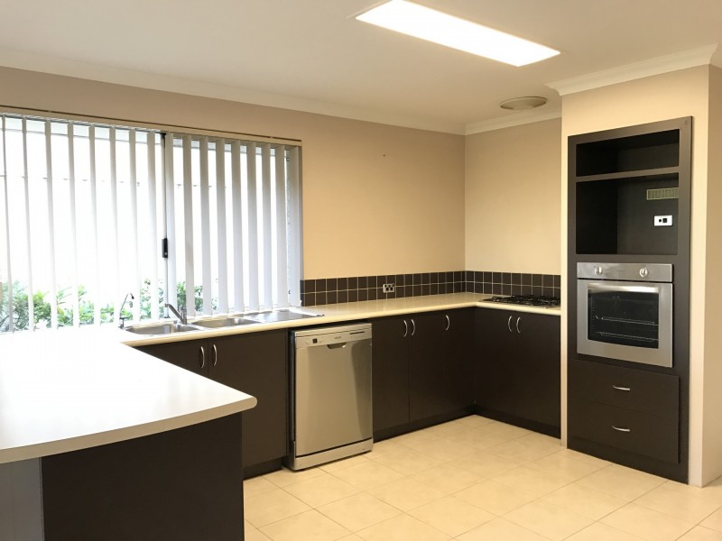 11 Passfield Street, Baldivis WA 6171