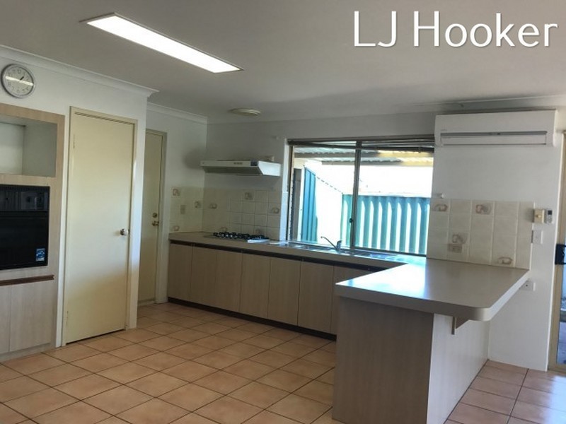 33 Nabberu Loop, Cooloongup WA 6168