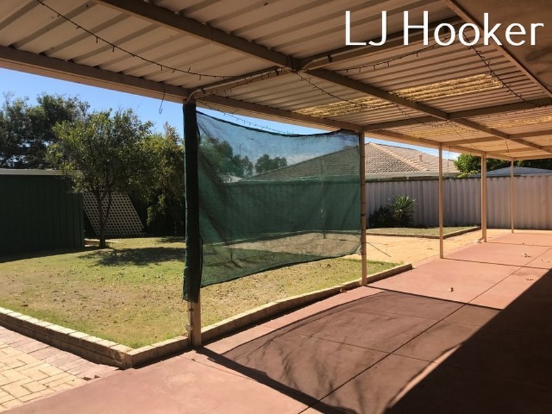 33 Nabberu Loop, Cooloongup WA 6168