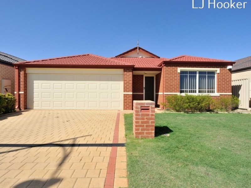 6 Dunsky Pass, Secret Harbour WA 6173