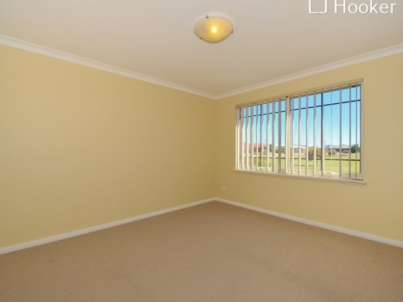 6 Dunsky Pass, Secret Harbour WA 6173