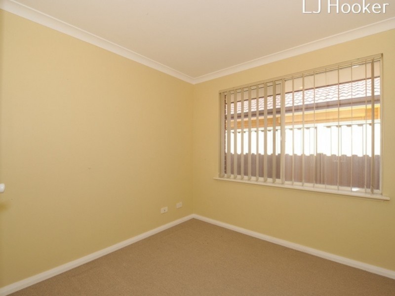 6 Dunsky Pass, Secret Harbour WA 6173