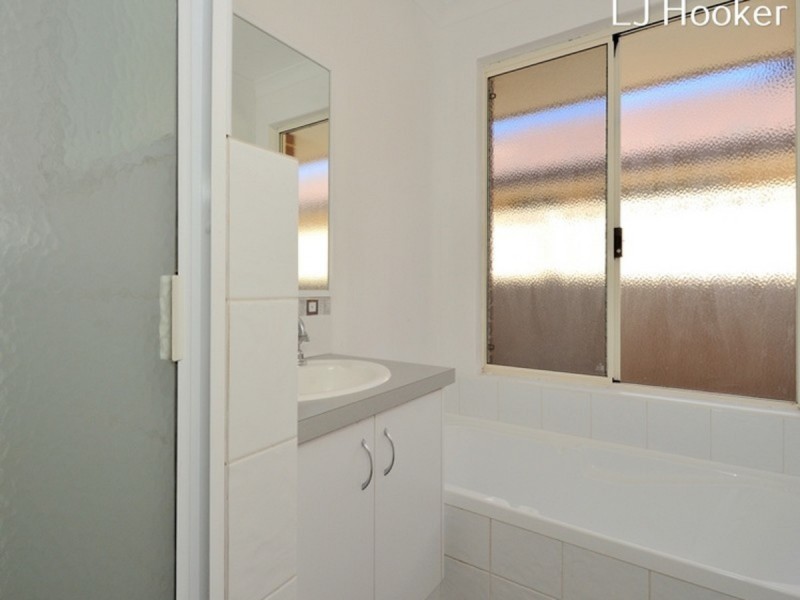 6 Dunsky Pass, Secret Harbour WA 6173