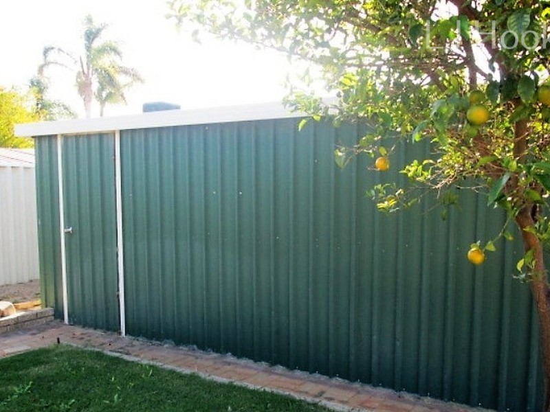 33 Nabberu Loop, Cooloongup WA 6168