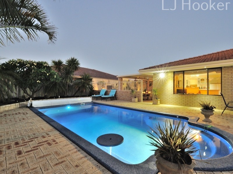 13 Bonnydoon Court, Cooloongup WA 6168