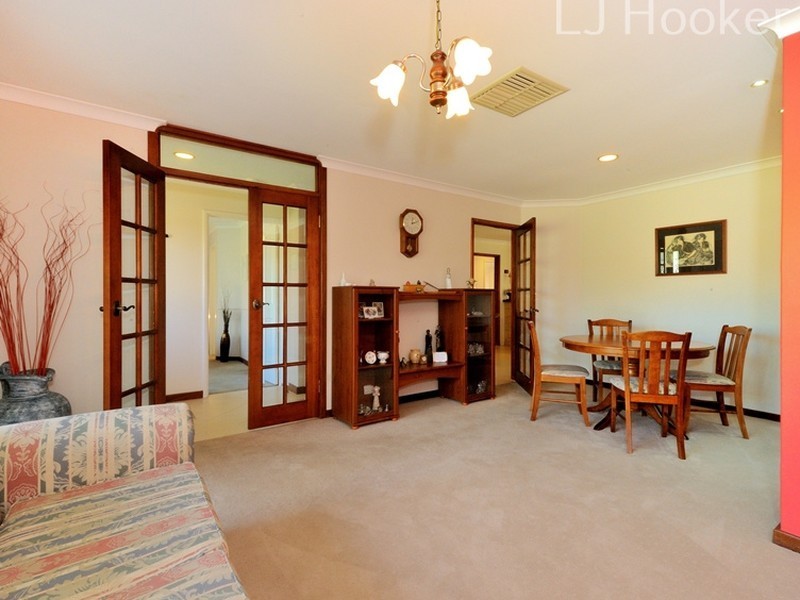 13 Bonnydoon Court, Cooloongup WA 6168