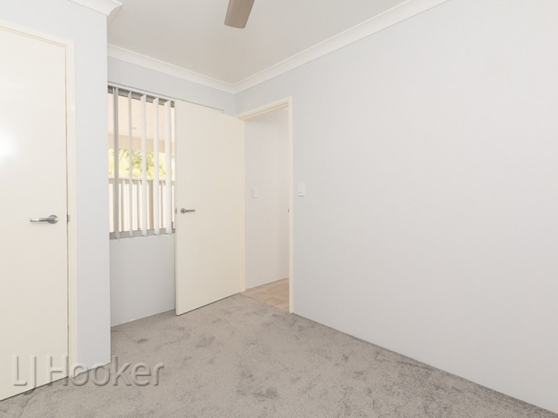 3/5 King George Street, Shoalwater WA 6169