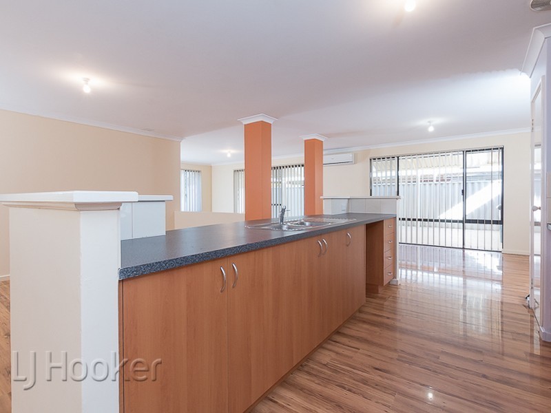 35 Pastrana Crescent, Port Kennedy WA 6172