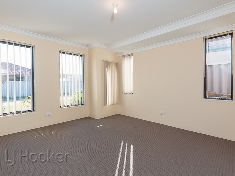 35 Pastrana Crescent, Port Kennedy WA 6172