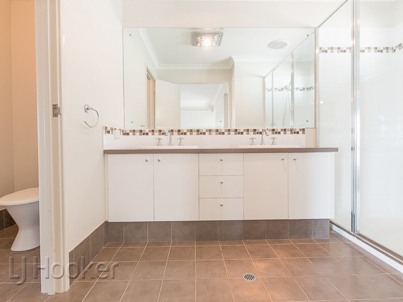 107 Greeson Parkway, Secret Harbour WA 6173