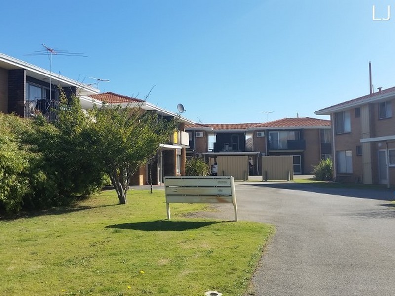 Unit 4/29 McKenzie Road, Shoalwater WA 6169