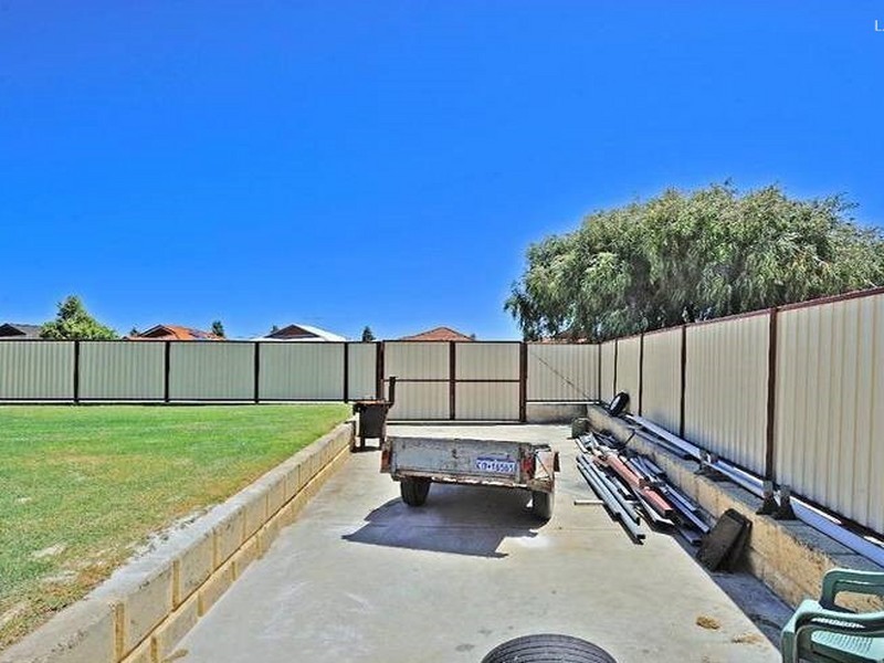 1 Delray Close, Warnbro WA 6169