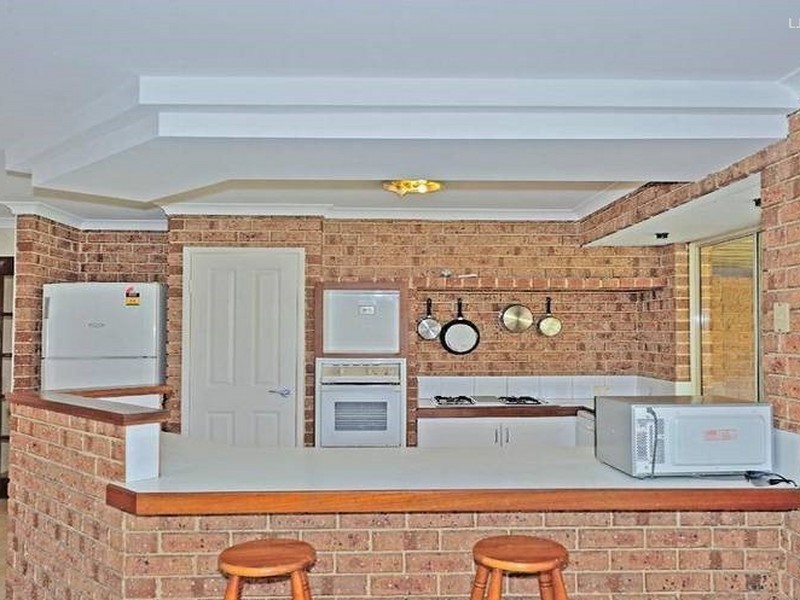 1 Delray Close, Warnbro WA 6169