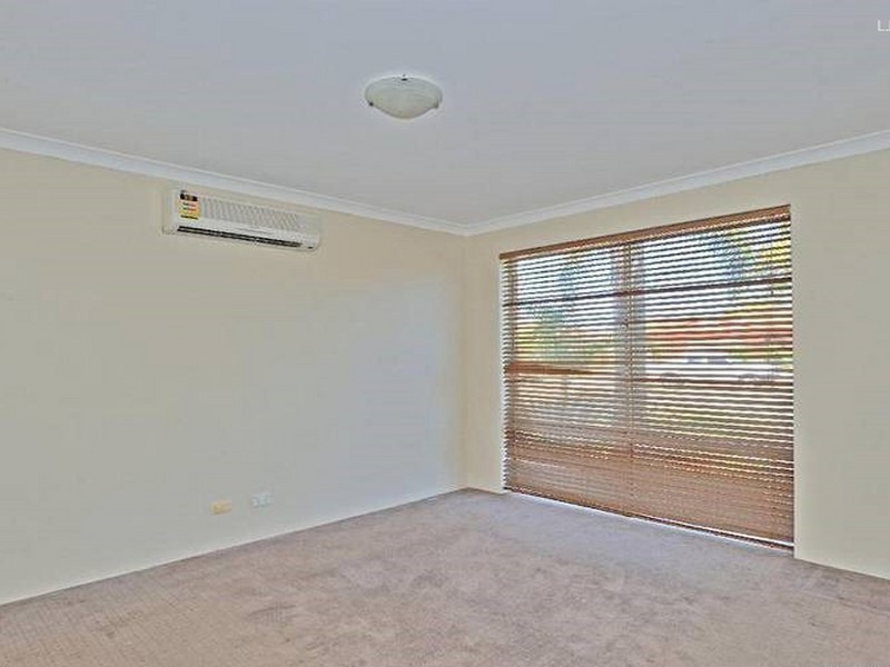 1 Delray Close, Warnbro WA 6169