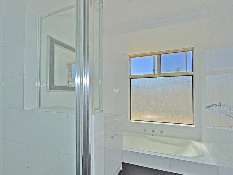 1 Delray Close, Warnbro WA 6169