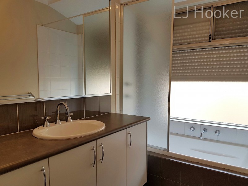 43 Silverline Bend, Bertram WA 6167