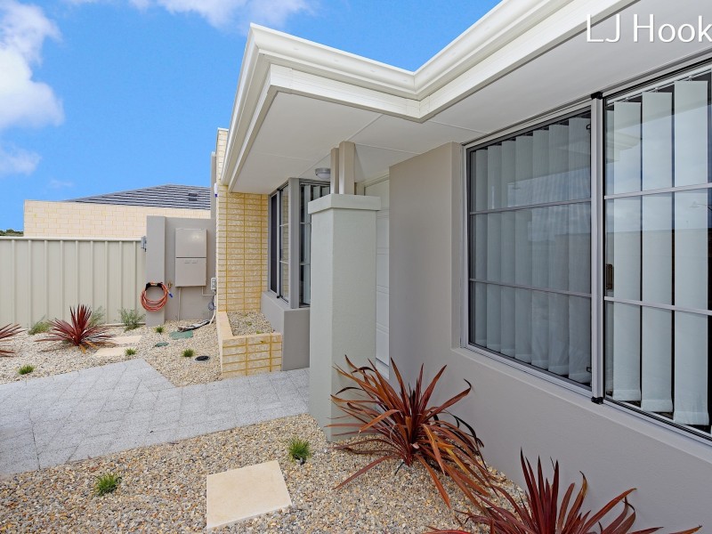 98 Kingscliff Drive, Golden Bay WA 6174