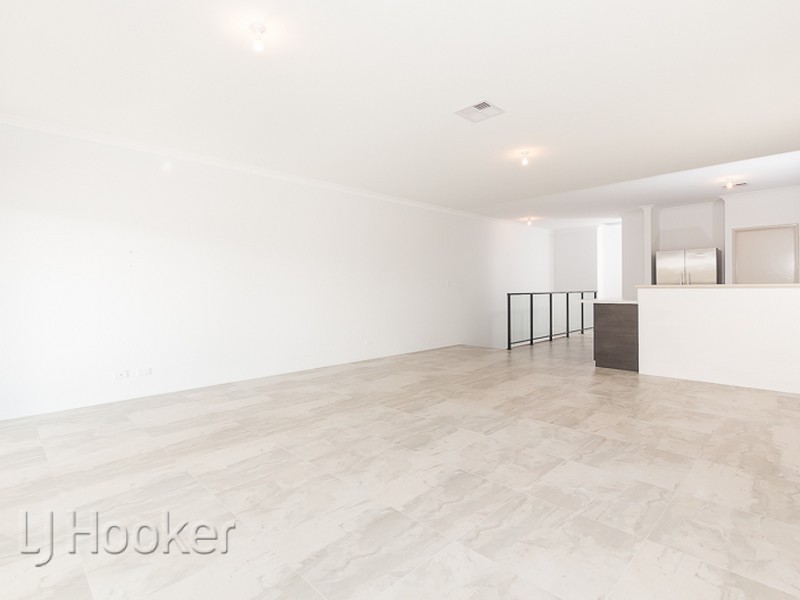 18 Emma Street, Rockingham WA 6168