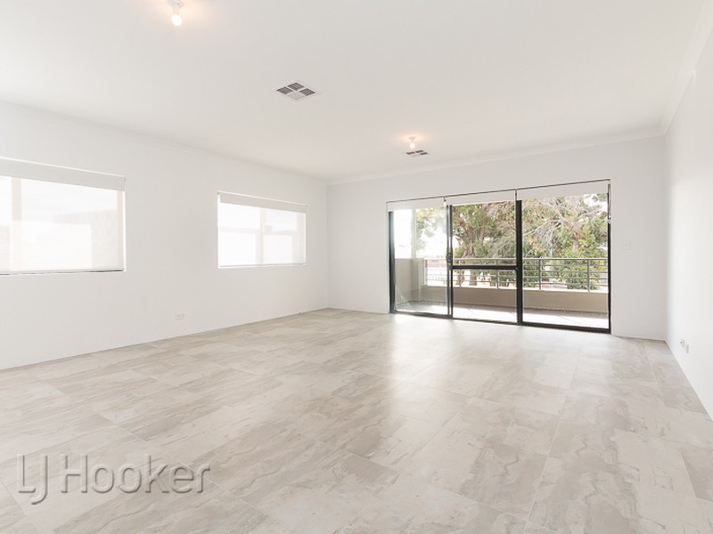 18 Emma Street, Rockingham WA 6168