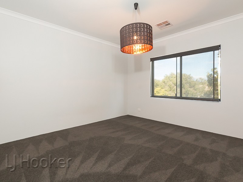 18 Emma Street, Rockingham WA 6168