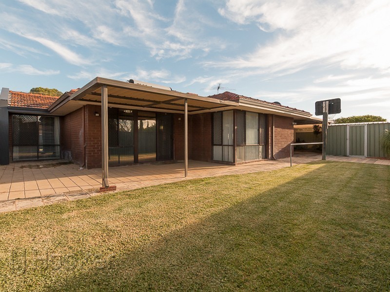 65 Kingsbridge Road, Warnbro WA 6169