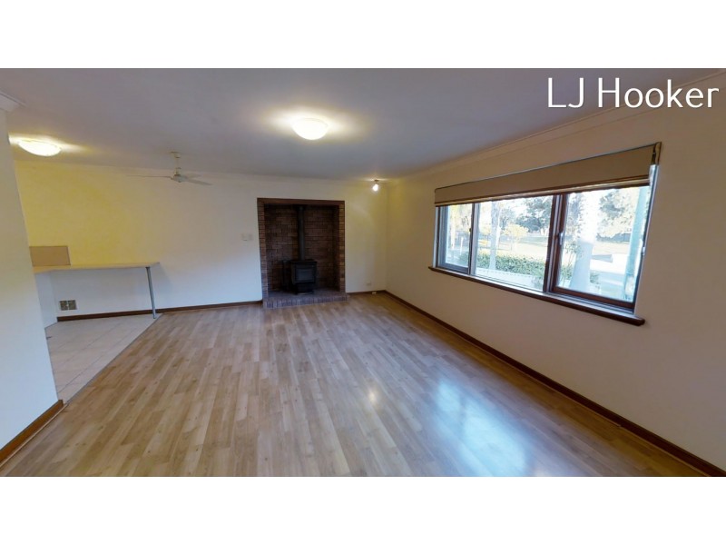 40 Axminster Street, Warnbro WA 6169