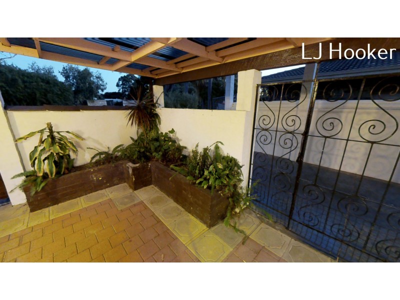 40 Axminster Street, Warnbro WA 6169