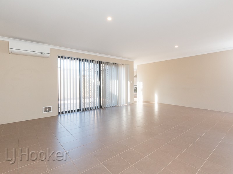 11 Sandy Terrace, Singleton WA 6175