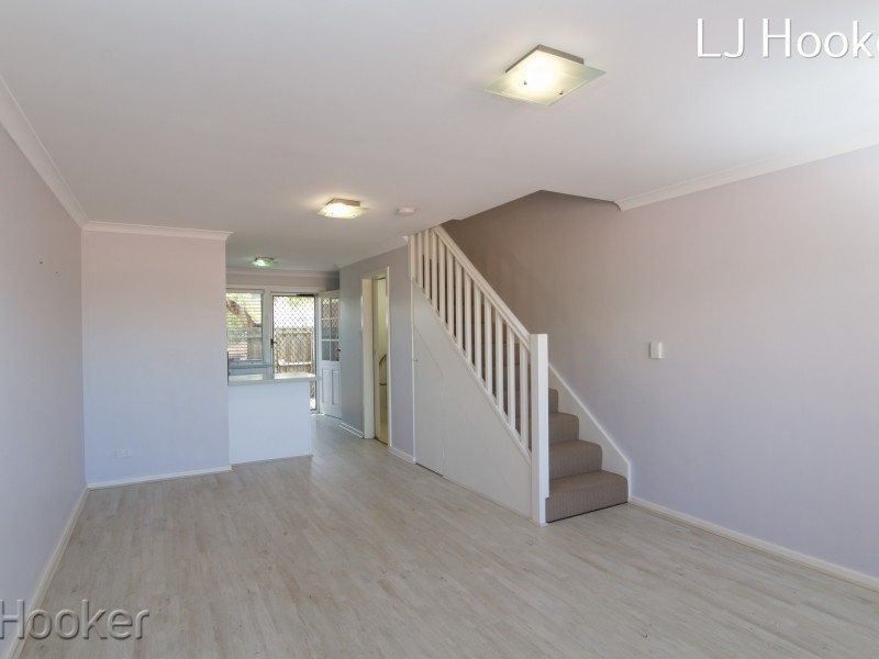 Unit 1/52 Kent Street, Rockingham WA 6168