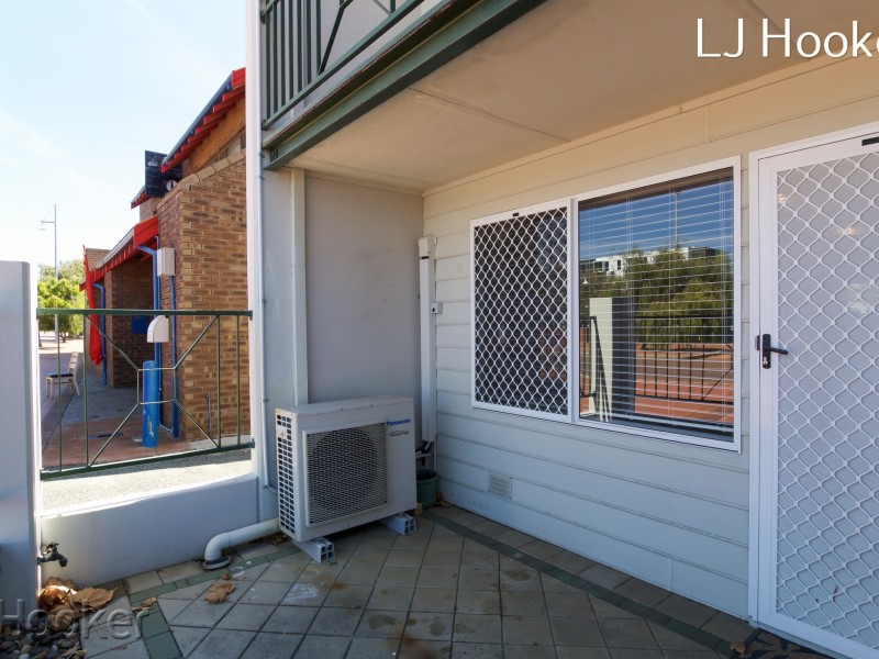 Unit 1/52 Kent Street, Rockingham WA 6168