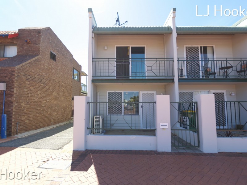 Unit 1/52 Kent Street, Rockingham WA 6168