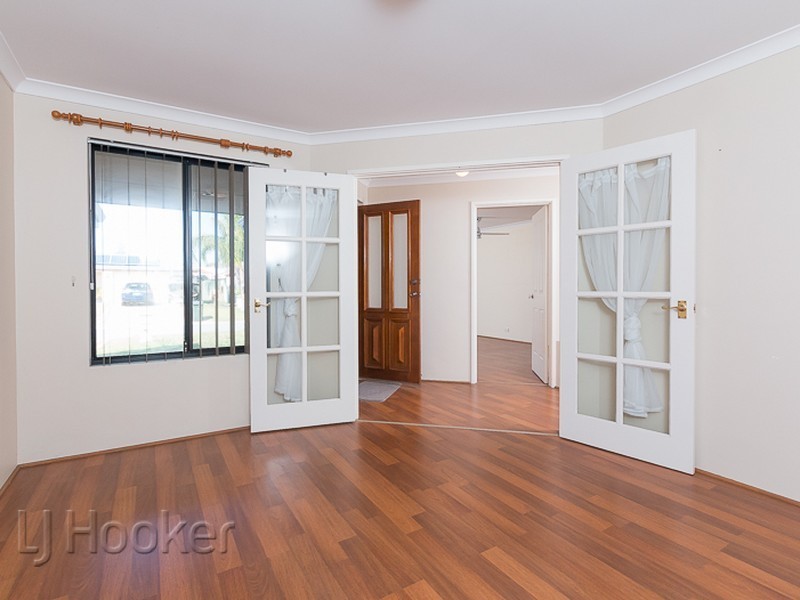 15 Cologne Gardens, Port Kennedy WA 6172