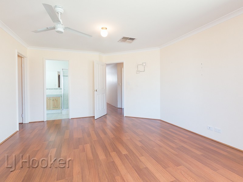 15 Cologne Gardens, Port Kennedy WA 6172
