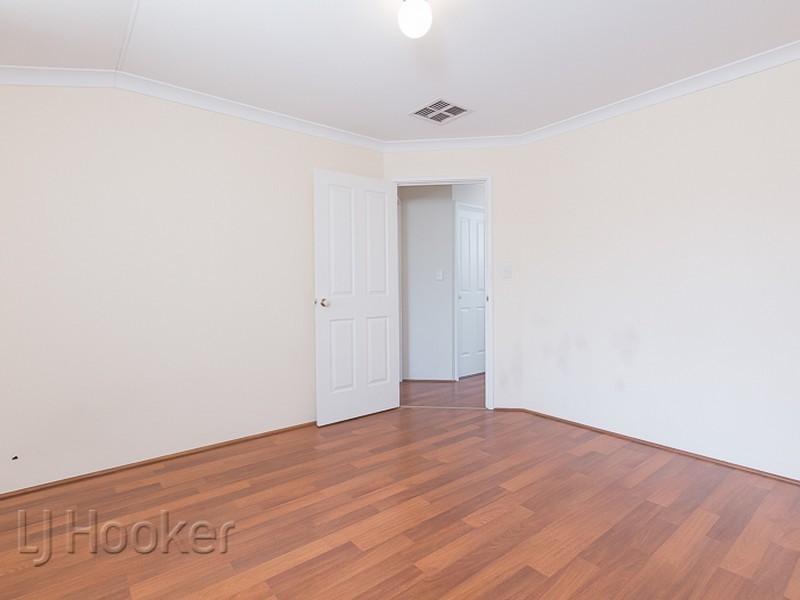 15 Cologne Gardens, Port Kennedy WA 6172