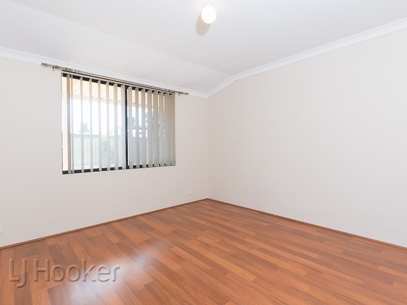 15 Cologne Gardens, Port Kennedy WA 6172